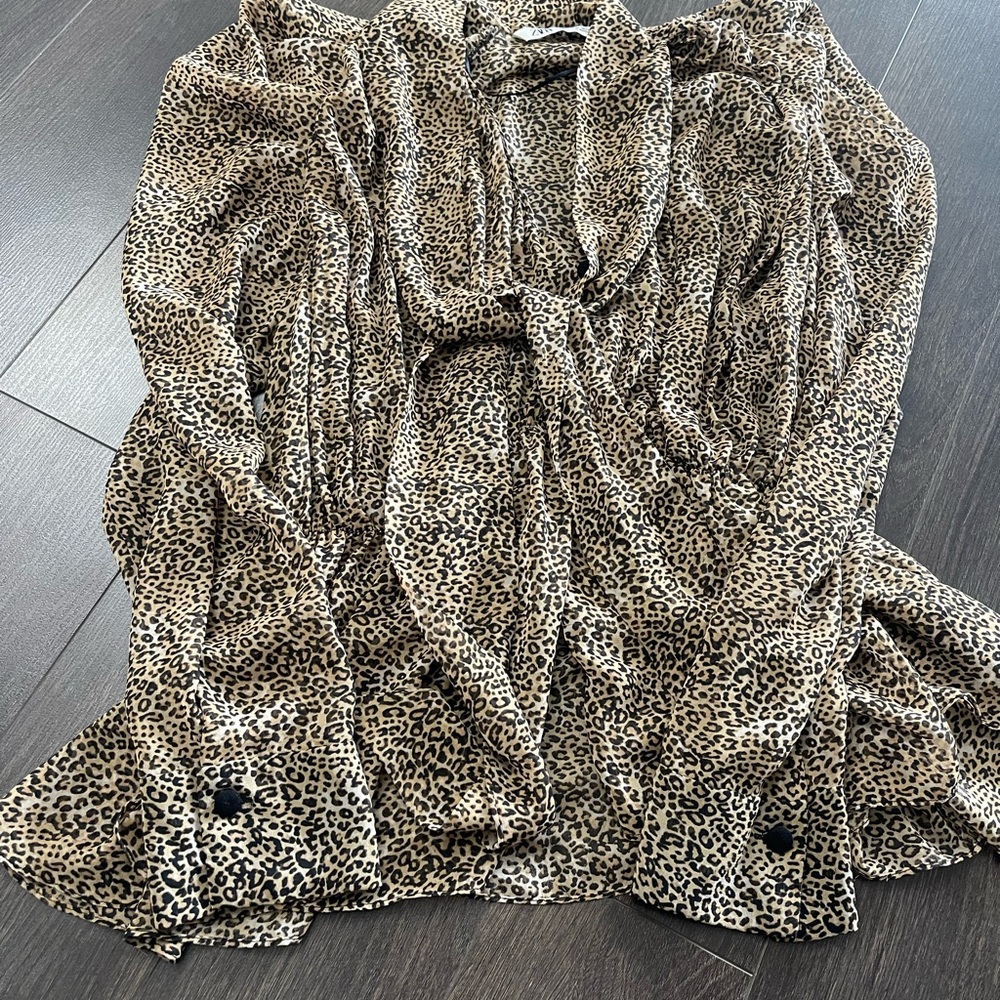 Zara blouse - Picture 2 of 2